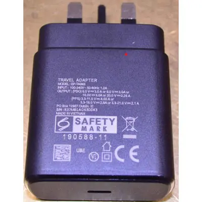Photo from the official notice: Super Fast Charging 2.0 (45W) / USB Type-C to Type-C  Cable (5A) travel adaptor — electric shock & fire risk
