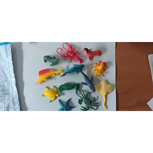 Foto uit de officiële melding: Già Quinto Animali marini Plastic speelgoed — risico: Chemische risico's