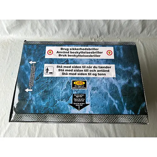 Photo de l’avis officiel: Fireart Hypnotic 71 skud Feux d'artifice — risque: Brûlures & Blessures