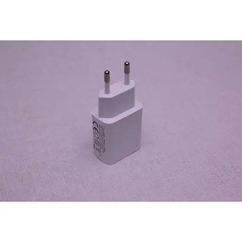 Photo de l’avis officiel: XO Chargeur USB — risque: Choc électrique