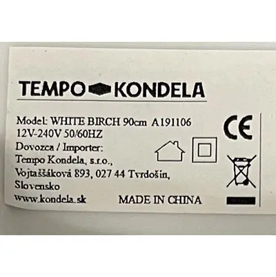 Foto do aviso oficial: KONDELA Luminous Christmas tree TEMPO KONDELA Árvore de Natal — risco: Choque elétrico