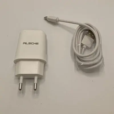 Foto aus der offiziellen Meldung: Alsche Travel Charger Ladegerät — Risiko: Umwelt