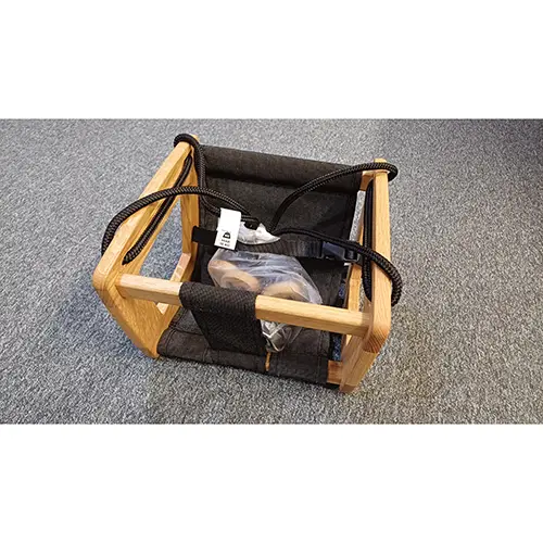 Photo from the official notice: Lillagunga toy swing — strangulation risk