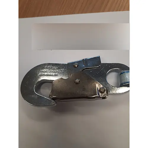 Foto do aviso oficial: Safety belt Traição automática — risco: Ferimentos