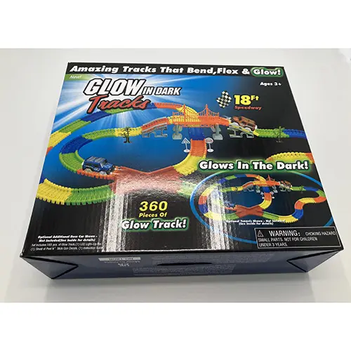 Foto do aviso oficial: Toy rail car tracks "Glow in Dark" Conjunto de carro de brinquedo — risco: Ambiente