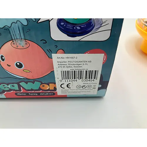 Foto do aviso oficial: QINYI Toys Spray bath toy, whale, with base Brinquedo a pilhas — risco: Ambiente