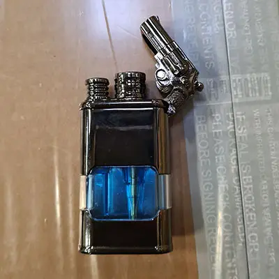 Photo from the official notice: Lighter classic fashionable novelty lighter — burns & fire risk