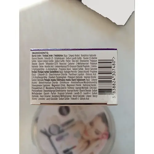 Foto aus der offiziellen Meldung: Schwarzkopf Palette LONG-LASTING INTENSITY, PERMANENT, 7-65, LG5, 3x CARE Haarfärbemittel — Risiko: Chemikalie