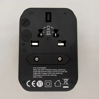 Foto do aviso oficial: Kulz World Travel Adapter Adaptador de viagem — risco: Choque elétrico
