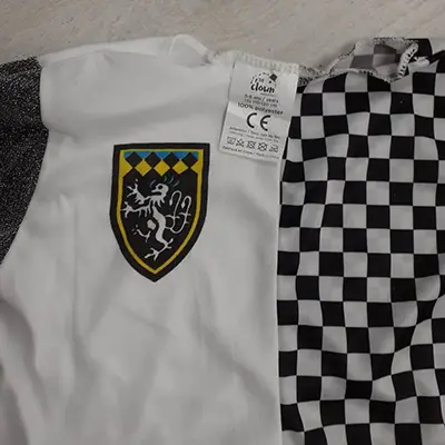 Foto dell’avviso ufficiale: P'tit Clown Chevalier / Knight Costume da bambino — rischio: Rischio chimico
