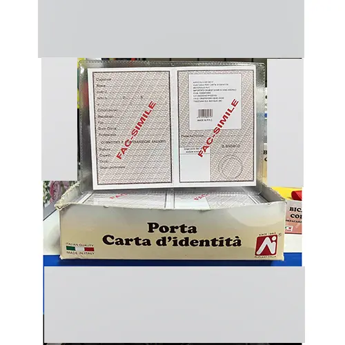 Photo de l’avis officiel: Custodia per carta di identità in PVC Titulaire de la carte — risque: Risque chimique