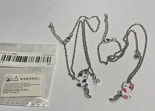Photo de l’avis officiel: Cat silver necklace Collier — risque: Risque chimique