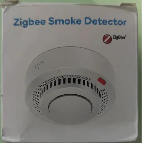 Photo from the official notice: ZIGBEE Zigbee Smoke Detector — suffocation & fire risk