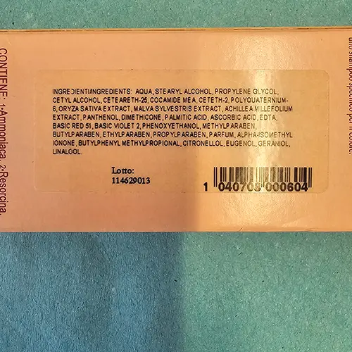 Foto aus der offiziellen Meldung: Ekre Artcolor Haarfärbecreme — Risiko: Chemikalie