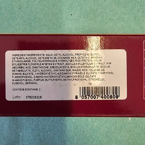 Foto aus der offiziellen Meldung: Ekre Artcolor Haarfärbecreme — Risiko: Chemikalie