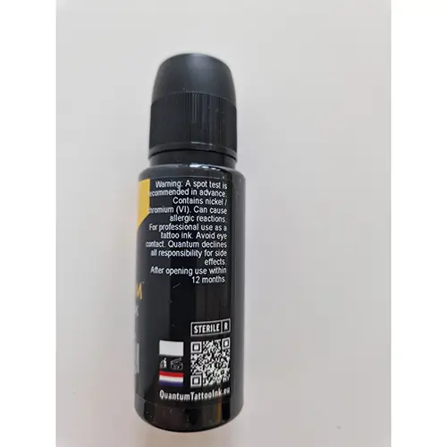 Foto dell’avviso ufficiale: Quantum Bitchin Black Inchiostro per tatuaggi — rischio: Rischio chimico