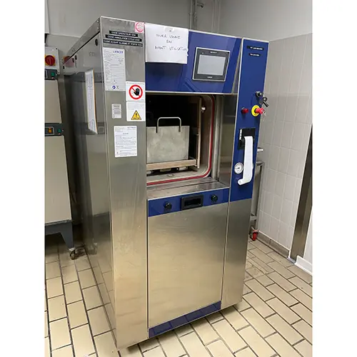 Foto uit de officiële melding: TRANS MEDIKAL - GETINGE Stoomgenerator — risico: Brandwonden