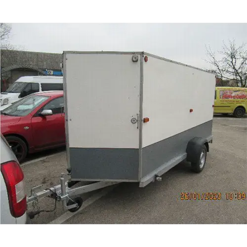 Photo from the official notice: VALKAI VALKAI 11 food trailer — injuries risk