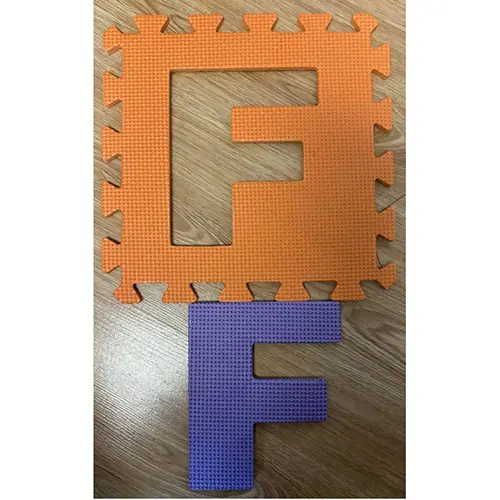 Photo de l’avis officiel: Play More Lettere 10 pezzi Tapis de puzzle — risque: Étouffement