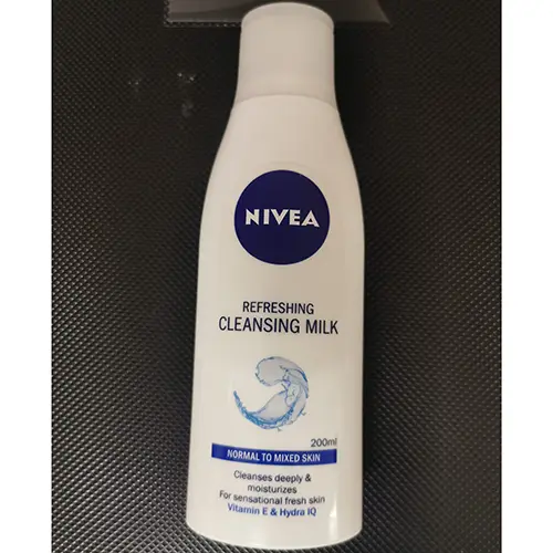 Foto dell’avviso ufficiale: Nivea REFRESHING CLEANSING MILK Latte detergente — rischio: Rischio chimico