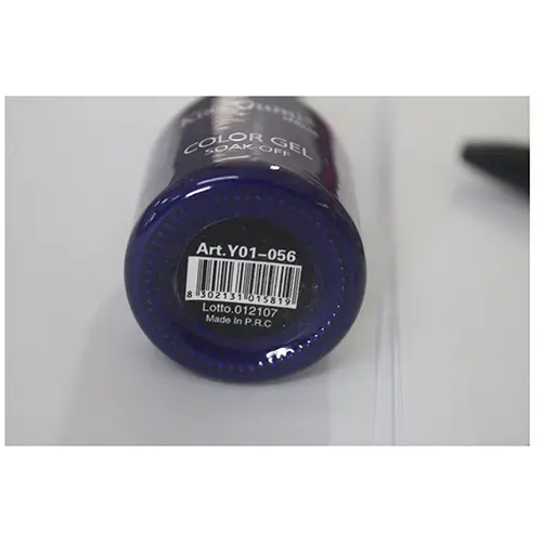 Photo de l’avis officiel: Kiss Oumi ® Italia Color Gel soak Off Vernis à ongles — risque: Risque chimique