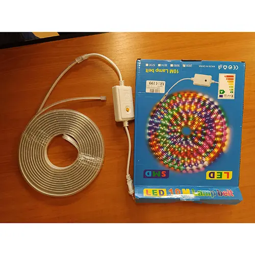 Foto do aviso oficial: SMD LED 10 M Lamp Belt Corrente de iluminação — risco: Choque elétrico