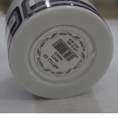 Photo de l’avis officiel: Yes • J&amp;Y® UV Gel Gel UV pour les ongles — risque: Risque chimique