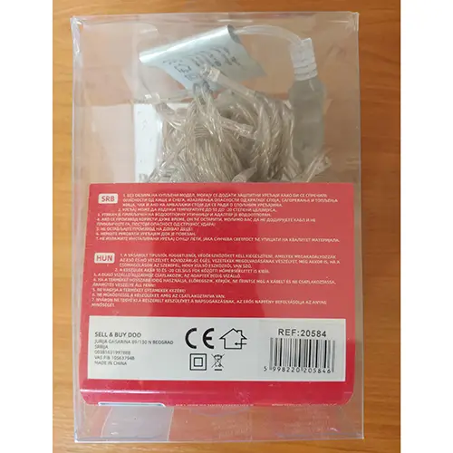 Foto uit de officiële melding: Starpie LED_ES LÁMPASOROK 100L/9M Verlichtingsketting — risico: Elektrische schok