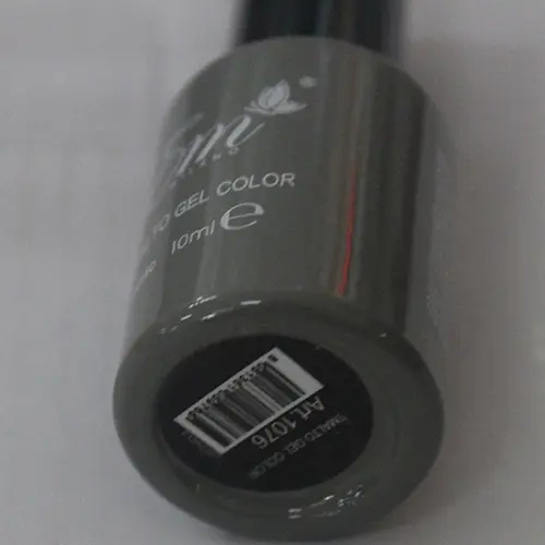 Foto dell’avviso ufficiale: Em Milano ® Smalto gel color Vernice per unghie — rischio: Rischio chimico (SR/01932/25)