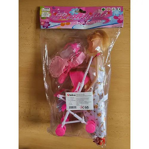 Foto do aviso oficial: Beautiful Collect them all Boneca de plástico — risco: Químico