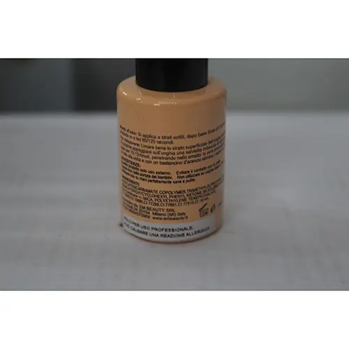 Foto uit de officiële melding: Em Milano ® Smalto gel color Nagellak — risico: Chemische risico's (SR/02027/25)