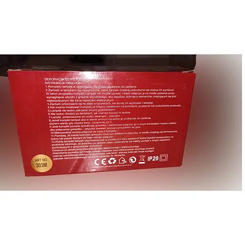 Foto do aviso oficial: lampki choinkowe Corrente de iluminação — risco: Choque elétrico (SR/02083/25)