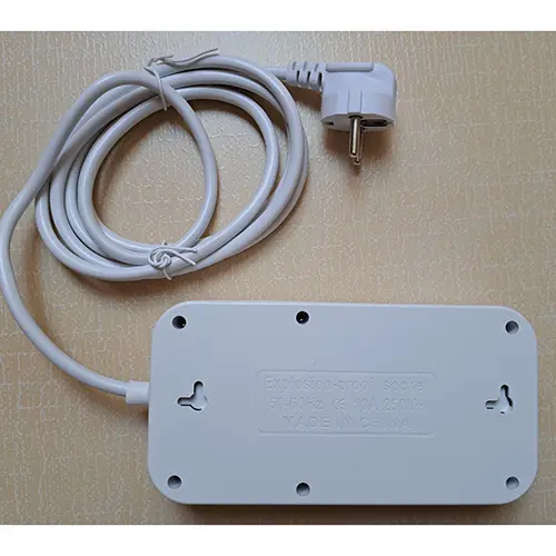 Photo de l’avis officiel: POWER STRIP (LUFEIS) Explosion-proof socket Tête de rallonge — risque: Choc électrique