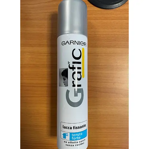 Photo de l’avis officiel: Garnier Grafic tenuta forte Spray capillaire — risque: Risque chimique