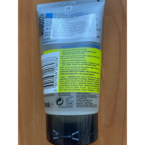 Foto uit de officiële melding: L'oreal Studio Line Studio Line Invisi Fix 24 h Haargel — risico: Chemische risico's