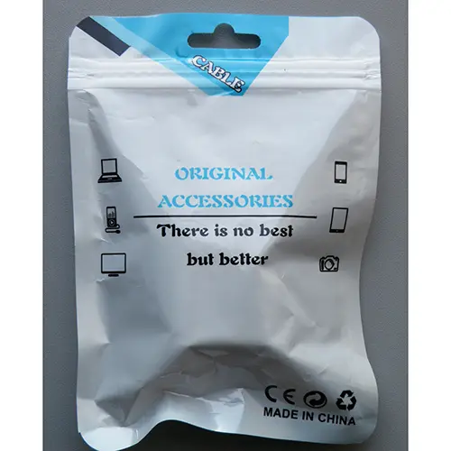 Photo de l’avis officiel: Original accessories Chargeur USB — risque: Choc électrique