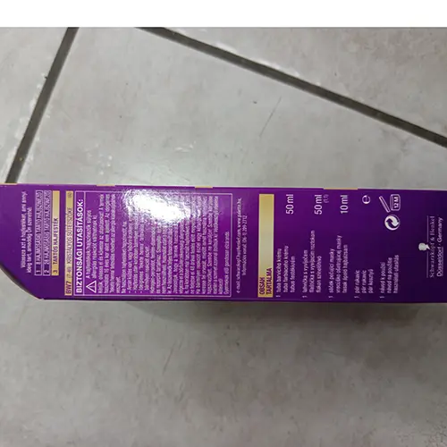 Foto aus der offiziellen Meldung: Schwarzkopf Palette, INTENSIVE COLOR CREME Haarfärbemittel — Risiko: Chemikalie