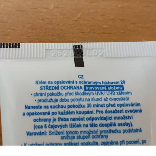 Photo de l’avis officiel: Helios Herb Sunscreen SPF 20 Écran solaire — risque: Risque chimique