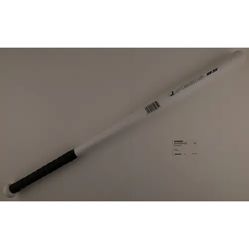 Photo de l’avis officiel: J Pesis Baseball Bat White Batte de baseball — risque: Risque chimique