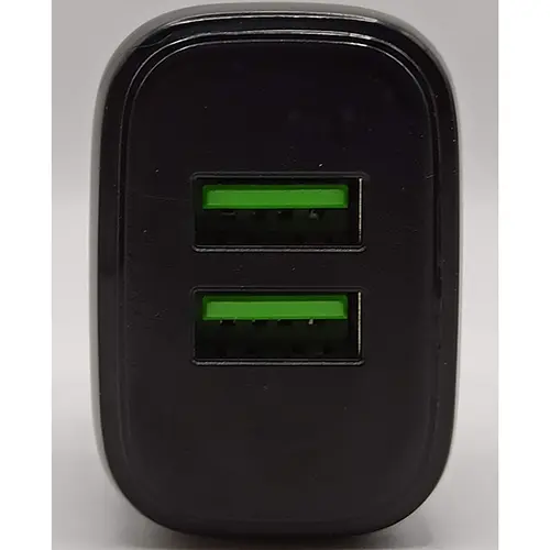 Foto aus der offiziellen Meldung: JOKADE CHARGER Dual Port smart charger set USB-Ladegerät — Risiko: Elektrischer Schlag