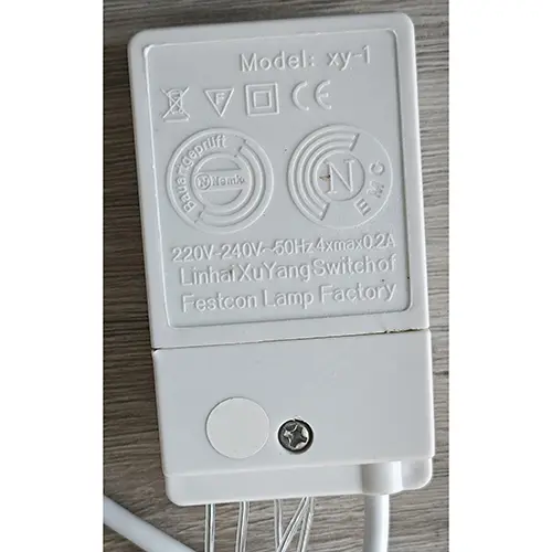 Photo from the official notice: Vánoční světelný řetěz lighting chain — electric shock & fire risk