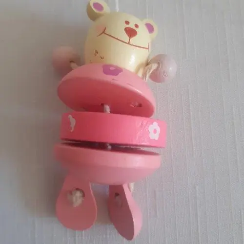Foto do aviso oficial: Hängende Bettglocke Brinquedo para berço — risco: Engasgamento