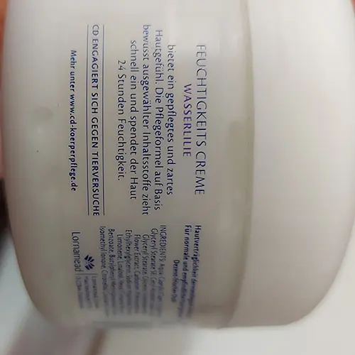 Photo de l’avis officiel: CD Feuchtigkeits creme Crème pour le visage — risque: Risque chimique