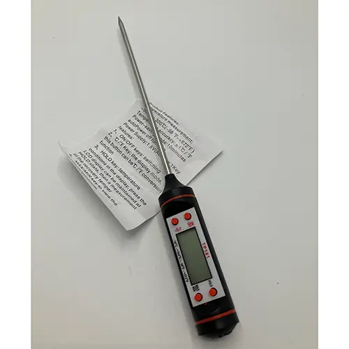 Foto dell’avviso ufficiale: Termometro digitale — rischio: Ambiente (SR/02743/25)