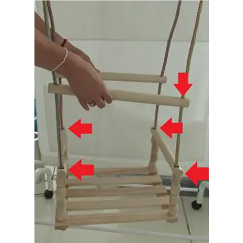 Photo de l’avis officiel: Balançoire pour enfants — risque: Blessures & Etranglement (SR/02771/25)