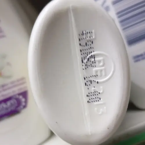 Photo de l’avis officiel: Dove Seidig-Zart Gel douche — risque: Risque chimique