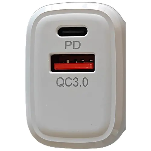 Foto do aviso oficial: YOURZ FAST CHARGE Adaptador — risco: Choque elétrico