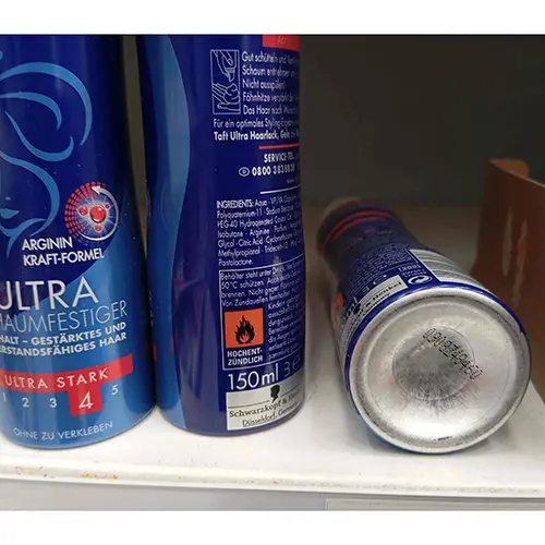Foto uit de officiële melding: Schwarzkopf/Taft ultra schaumfestiger Haar styling schuim — risico: Chemische risico's