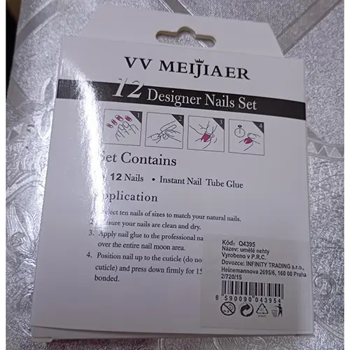 Foto del aviso oficial: VV MEIJIAER VV MEIJIAER 12 Designer Nails Set Uñas falsas con pegamento — riesgo: Riesgos químicos