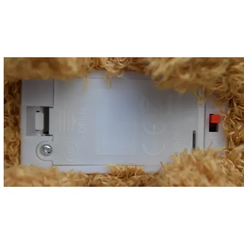 Foto aus der offiziellen Meldung: Electronic Walking and Barking Plush Dog Plüschtier — Risiko: Ersticken